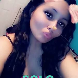 Meet your Posher, Alejandra